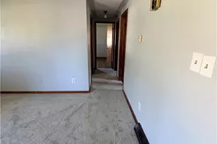 5449 Naomi Dr, Greenville Twp, OH 45331 - Photo 9