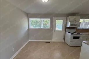 5678 Tomberg St, Dayton, OH 45424 - Photo 9