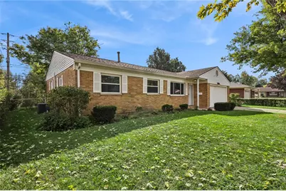 7106 Chatlake Drive, Huber Heights, OH 45424 - Photo 3