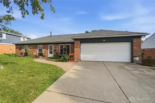 122 Mountair Dr, Vandalia, OH 45377 - Photo 1