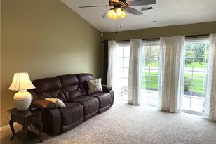 4000 Twin Lakes Cir, Englewood, OH 45315 - Photo 15