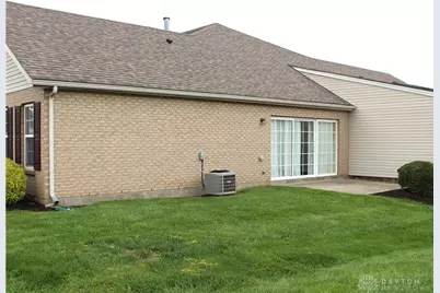4000 Twin Lakes Circle, Englewood, OH 45315 - Photo 7