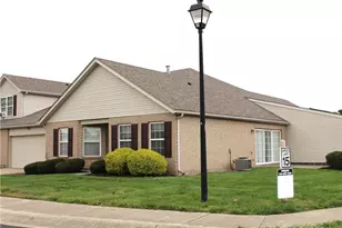 4000 Twin Lakes Cir, Englewood, OH 45315 - Photo 3
