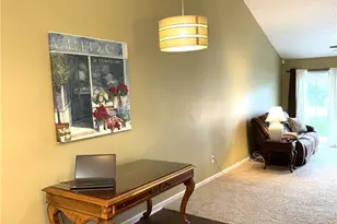 4000 Twin Lakes Cir, Englewood, OH 45315 - Photo 33