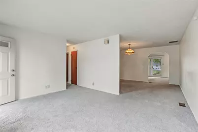 109 Delcourt Drive, Springfield, OH 45506 - Photo 3