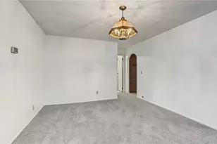 109 Delcourt Dr, Springfield, OH 45506 - Photo 7