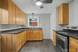 1742 S Smithville Rd, Dayton, OH 45410 - Photo 9