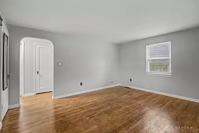1742 S Smithville Road, Dayton, OH 45410 - Photo 5