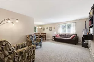 421 Wilson Park Dr, Dayton, OH 45449 - Photo 7