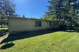 14927 Westbrook Rd, Brookville, OH 45309 - Photo 3