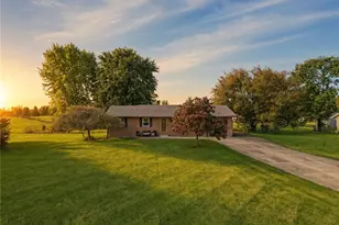 5943 Elk Creek Rd, Middletown, OH 45042 - Photo 1
