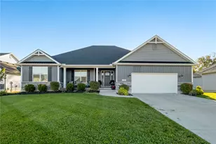 158 Timber Ridge Dr, Carlisle, OH 45005 - Photo 1