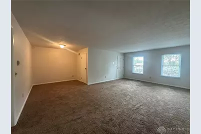 196 Lyons Drive, Centerville, OH 45459 - Photo 7