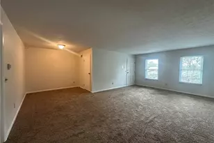 196 Lyons Dr, Centerville, OH 45459 - Photo 7