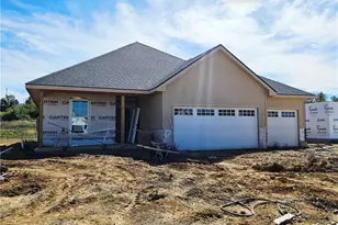 2267 Tandem Dr, Xenia, OH 45385 - Photo 1