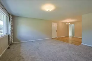 948 Pool Ave, Vandalia, OH 45377 - Photo 5