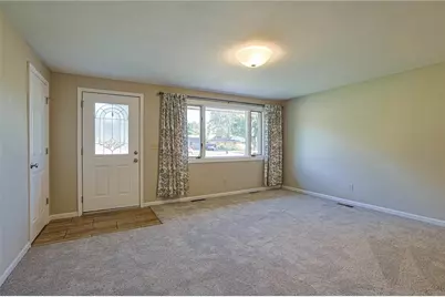 948 Pool Avenue, Vandalia, OH 45377 - Photo 7