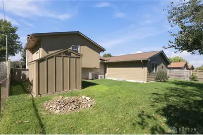 562 Hathaway Trail, Tipp City, OH 45371 - Photo 33