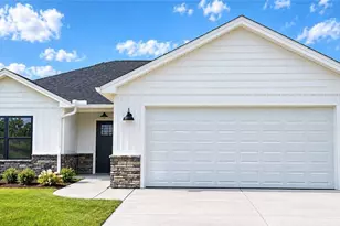 211 Cobblestone Trl, Eaton, OH 45320 - Photo 1