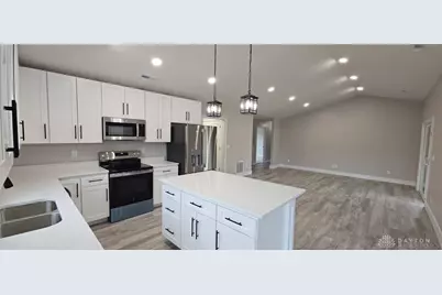 211 Cobblestone Trail, Eaton, OH 45320 - Photo 11