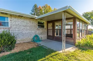 2 Apache Ct, Tipp City, OH 45371 - Photo 23