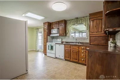 2 Apache Court, Tipp City, OH 45371 - Photo 7