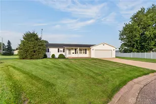 210 Elic Ct, Botkins, OH 45306 - Photo 3