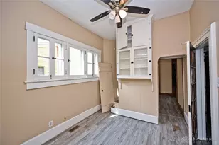 153 W 3rd St, Xenia, OH 45385 - Photo 25