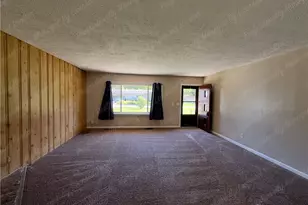 1927 N Central Dr, Beavercreek, OH 45432 - Photo 7