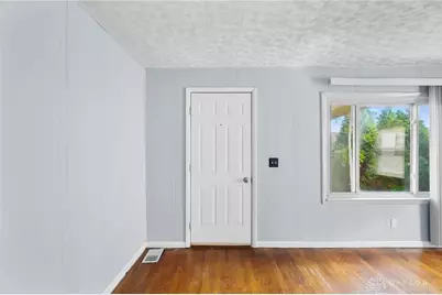 865 Clarkson Avenue, Dayton, OH 45402 - Photo 3