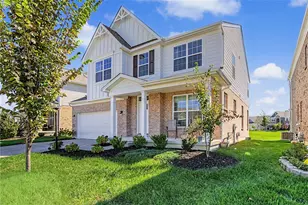 10042 Washington Gln Dr, Washington Twp, OH 45458 - Photo 5