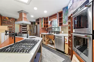 931 Tammy Cir, Clayton, OH 45415 - Photo 9