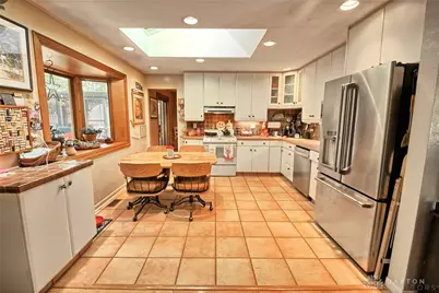 1113 Green Tree Drive, Centerville, OH 45429 - Photo 9