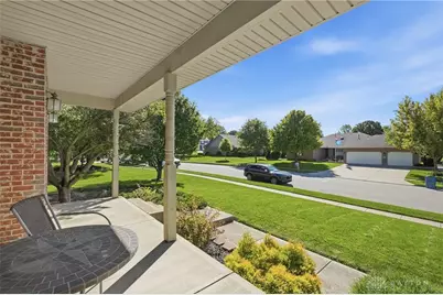 603 Copperfield Lane, Tipp City, OH 45371 - Photo 5