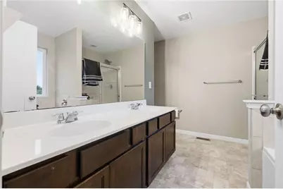 2050 Prairie Clover Drive, Turtlecreek Twp, OH 45036 - Photo 31