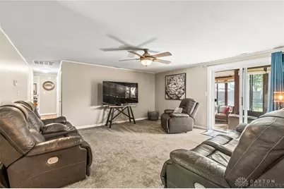 434 Woodlawn Drive, Tipp City, OH 45371 - Photo 37