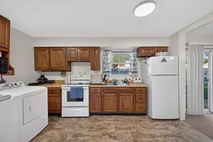 5301 Pickford Dr, Dayton, OH 45432 - Photo 9