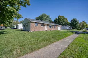 5301 Pickford Dr, Dayton, OH 45432 - Photo 3