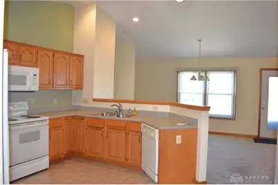 2104 Indian Ridge Drive, Piqua, OH 45356 - Photo 5