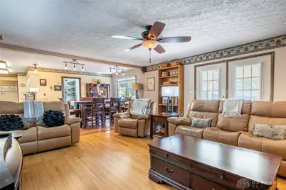 15 Sesame Street, Springboro, OH 45066 - Photo 17