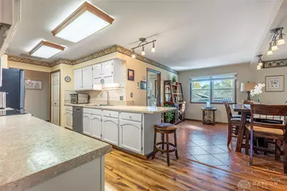 15 Sesame Street, Springboro, OH 45066 - Photo 7