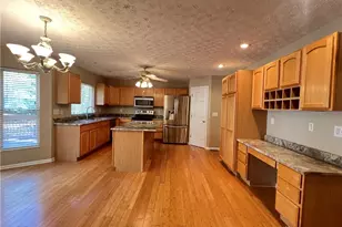 635 Kepler Rd, Dayton, OH 45414 - Photo 13