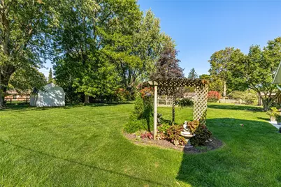2125 Clearview Drive, Bellbrook, OH 45305 - Photo 35