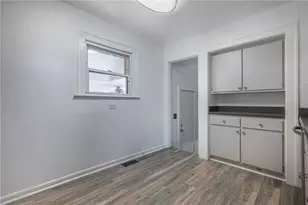 212 W 8th St, Franklin, OH 45005 - Photo 9