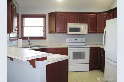 523 Golden Crossing #525, Eaton, OH 45320 - Photo 15