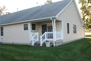 523 Golden Xing, Eaton, OH 45320 - Photo 3