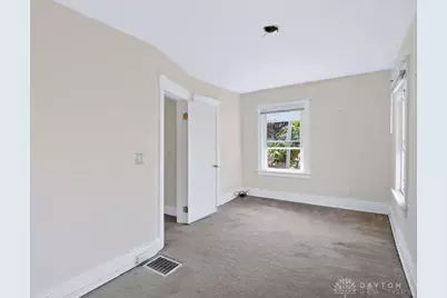 4126 Lora Avenue, Cincinnati, OH 45211 - Photo 25