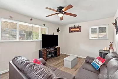 5027 Hackett Drive, Dayton, OH 45417 - Photo 7