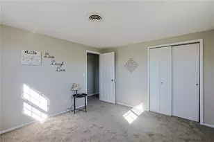 7146 Chadbourne Dr, Huber Heights, OH 45424 - Photo 25