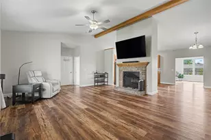 4137 Rosehill Dr, Beavercreek, OH 45431 - Photo 9